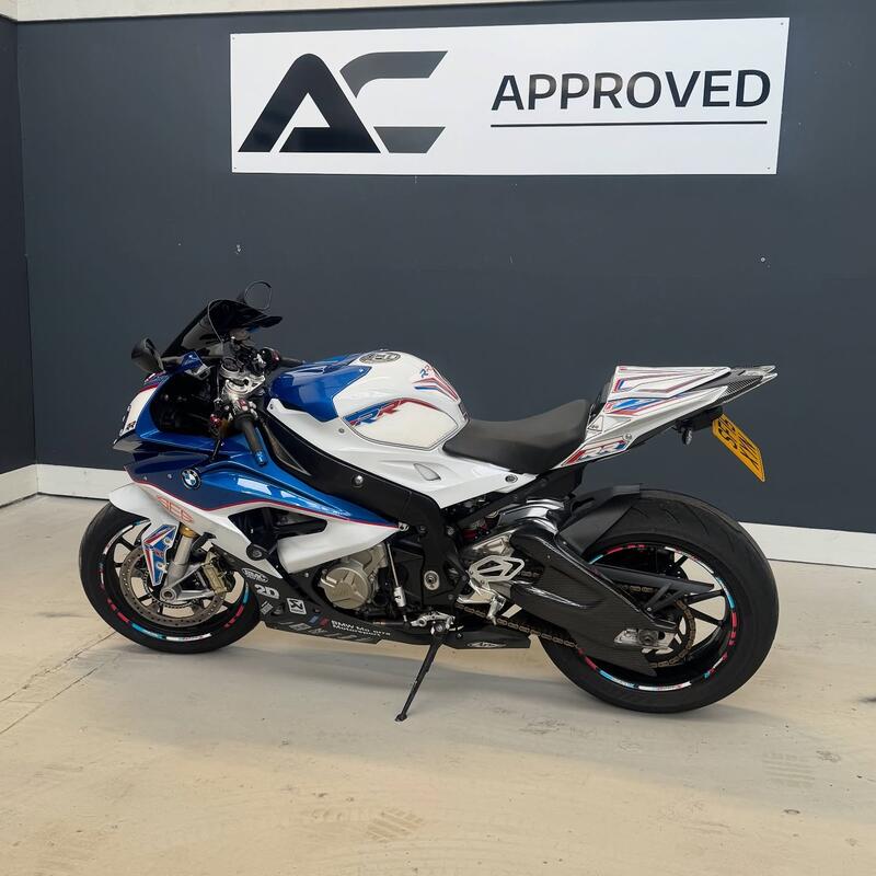 BMW S1000RR